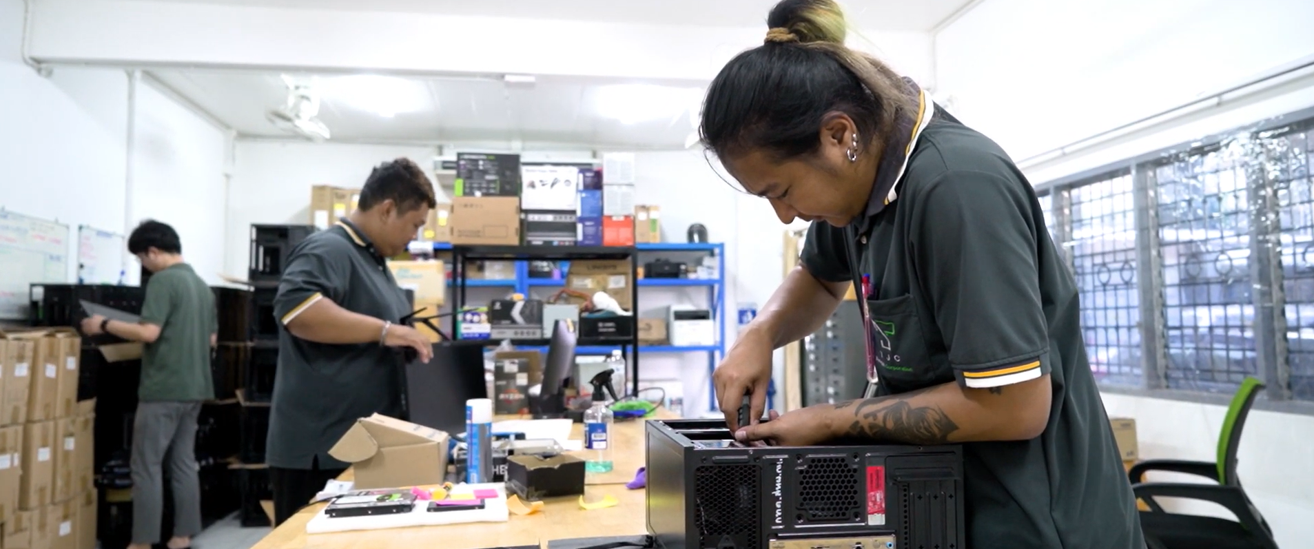 บริการติดตั้ง